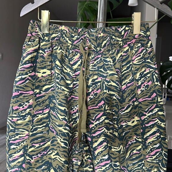 NWOT Free People Movement Cheetah Zephyr Balloon Pants High Waisted Baggy Street - Picture 4 of 11